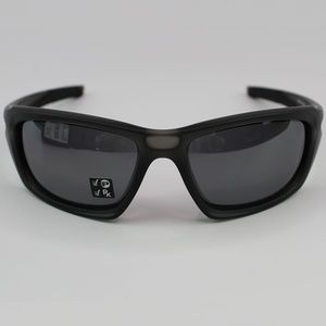 --SOLD--Oakley Sunglasses Black Iridium Lens